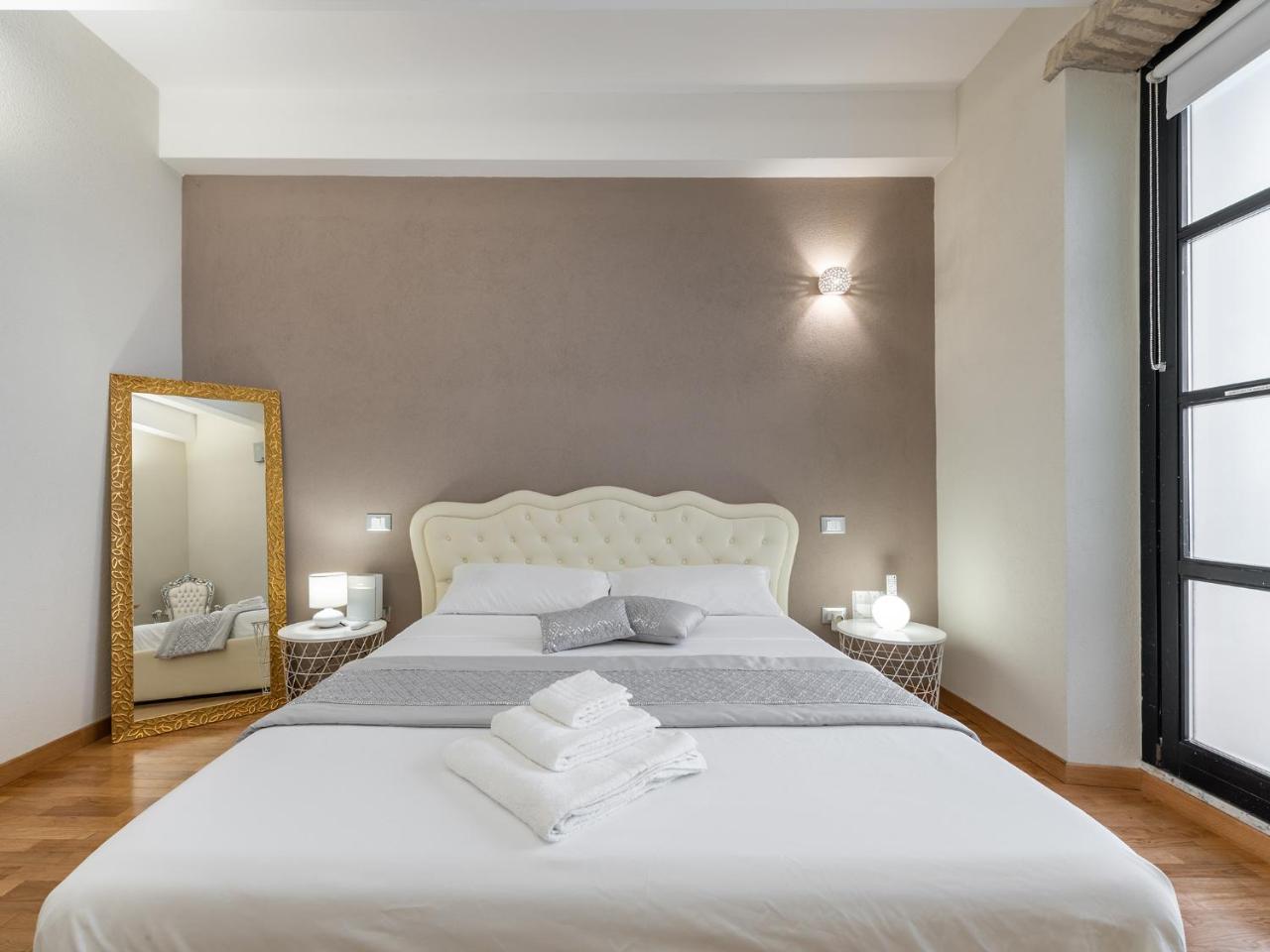 Suite Martini Al Castello Cagliari Eksteriør bilde
